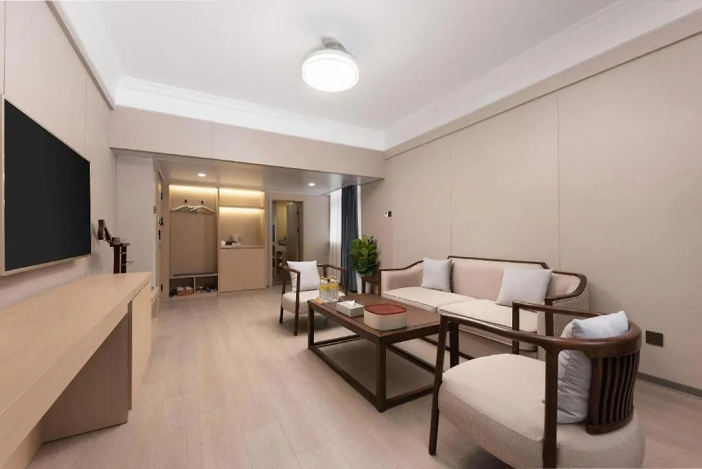 Greatwall Hotel - Zhengzhou 4*,  Cina