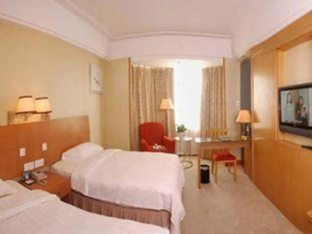 Greatwall Hotel - Zhengzhou 4*,  Cina
